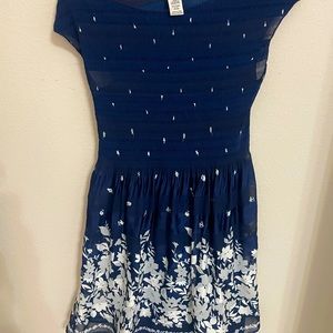 Ladies dress